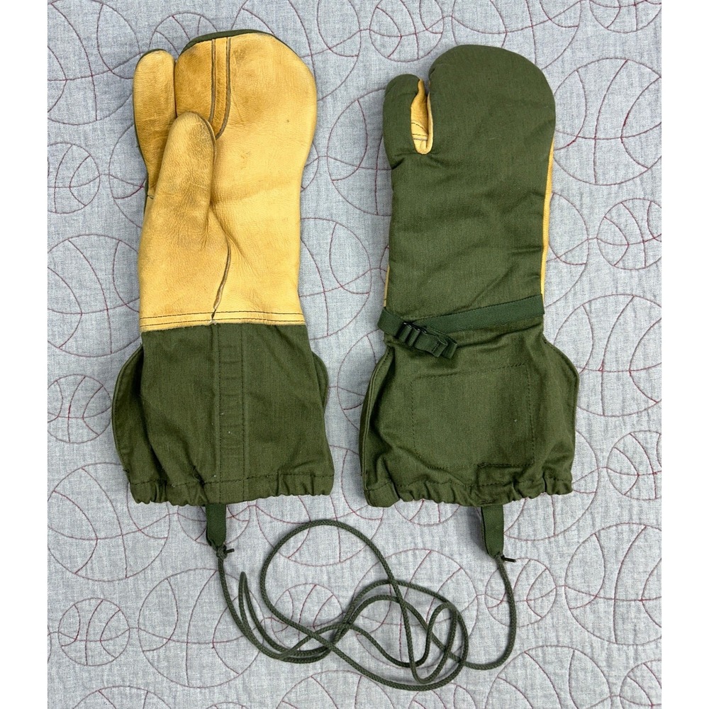 Illinois Glove Company Mitten Shells Green M-1965 Trigger Finger / Men's Medium